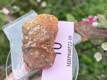 Đá hổ phách thô MHP040522-10