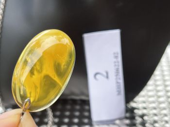 Mặt dây chuyền hổ phách MHP250622-02