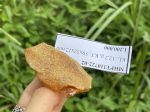 Đá hổ phách vàng ánh cam siêu phẩm MHPT310722-02