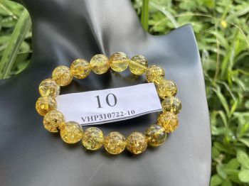 Vòng Tay Hổ Phách Tự Nhiên VHP310722-10 – Sự Kết Hợp Giữa Vẻ Đẹp Cổ Điển Và Năng Lượng Phong Thủy Tích Cực