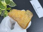 Mặt hổ phách thô MHPT270822-01