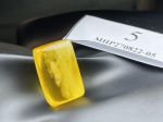 Mặt dây chuyền hổ phách MHP270822-05
