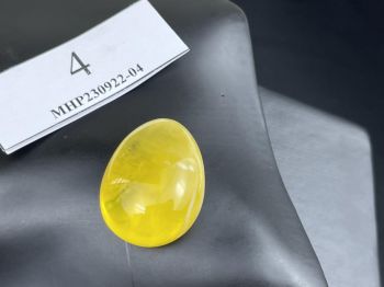 Đá hổ phách Nga nguyên khối hình giọt nước MHP230922-04