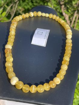 Vòng hổ phách Nga đeo cổ màu vàng sữa VCHP121022-12