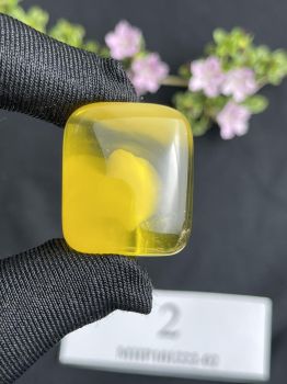 Mặt Dây Chuyền Hổ Phách Hình Vuông Tự Nhiên Nguyên Khối MHP101222-02 – Vẻ Đẹp Tinh Tế Và Sang Trọng