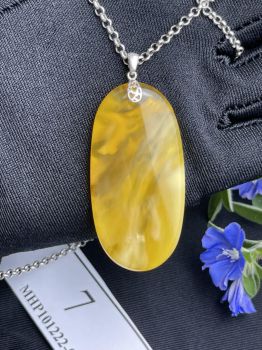 Mặt Dây Chuyền Hổ Phách Tự Nhiên 100% – Vẻ Đẹp Tinh Tế Và Giá Trị Lịch Sử - Mặt dây chuyền Hổ phách MHP101222-07