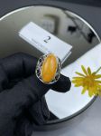 Nhẫn đá Hổ phách màu vàng mỡ gà NHP230225-02