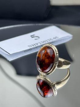 Nhẫn Hổ phách Nga màu đỏ rượu vang bọc bạc 925 mạ vàng NHP230225-05