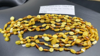 Vòng Hổ Phách Cho Bé: Công Dụng Và Lưu Ý Khi Sử Dụng