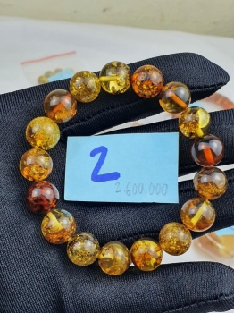 Vòng hổ phách Nga Baltic tự nhiên 100% hợp với mệnh nào? Cách chọn theo phong thủy VHP050322-02