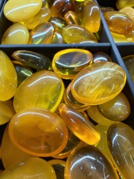 Mặt Dây Chuyền Hổ Phách Nga Tự Nhiên 100% Hóa Thạch 40 Triệu Năm – Tuyệt Tác Trang Sức Cao Cấp, Giá Tốt Nhất Thị Trường, Hàng Có Sẵn