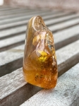 Viên Hổ Phách Thô MHPT071221-15 24g 62x35x17 mm