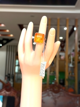 Nhẫn hổ phách Baltic tự nhiên NHP120622-03