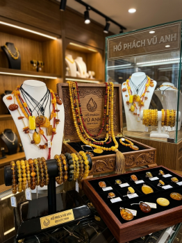 Hổ Phách Vũ Anh – Địa chỉ uy tín chuyên hổ phách tự nhiên cao cấp và trang sức phong thủy đẳng cấp